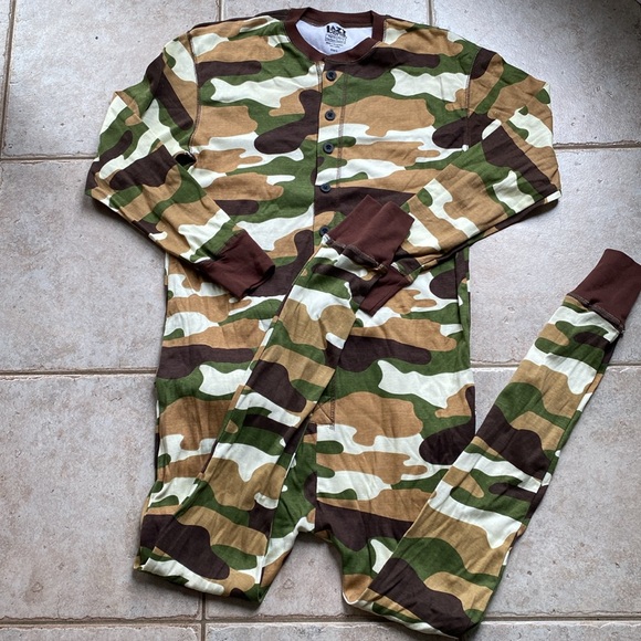 Lazy One Camo Long Underwear with “trap door” - Picture 2 of 15
